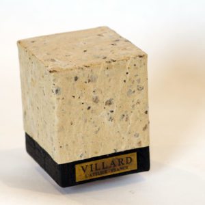 «Le P'tit Villard», photophore à bougie LED par l'Atelier Villard.