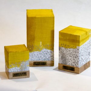 Les trois lanternes «Le P'tit Villard» : photophores à bougie LED, par l'Atelier Villard.