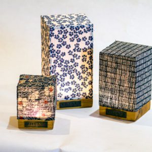 Les trois lanternes «Le P'tit Villard» : photophores à bougie LED, par l'Atelier Villard.