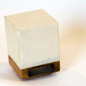 «Le P'tit Villard», photophore à bougie LED par l'Atelier Villard.