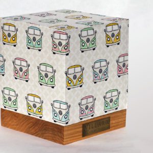 Lanternes artisanales Andon 行灯, de la série «Le Combi», par l'Atelier Villard., par l'Atelier Villard, ébéniste artisan d'art.